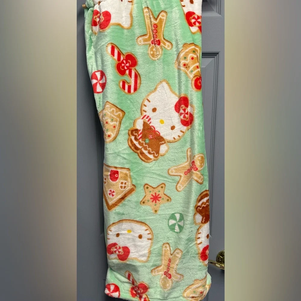 Hello Kitty Mint Green Blanket